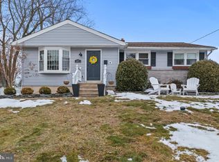 607 S Chubb Dr, Doylestown, PA 18901
