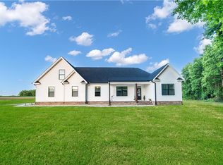 8577 Old Stage Hwy, Smithfield, VA 23430