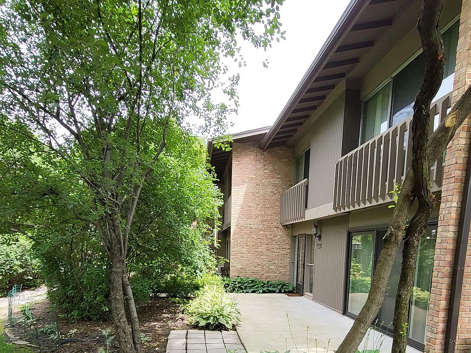 1st image of 5939 Oakwood Dr