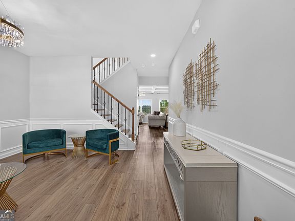 2nd image of 4903 Elm Leaf Dr