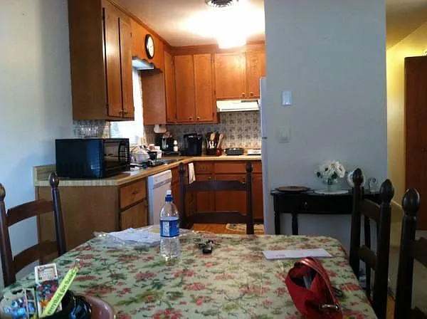 105 Saint Ives Rd — Photo 3