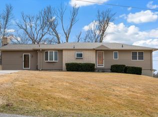 165 Crown Rd, Council Bluffs, IA 51503