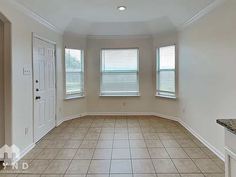 4511 Monarch Blue Ln — Photo 7
