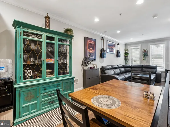 3356 Agate St, Philadelphia, PA 19134