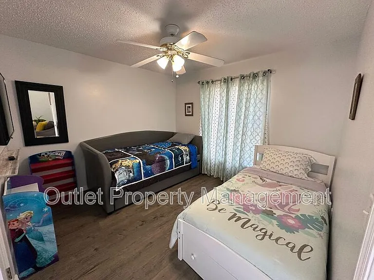 645 Majesty Dr — Photo 14