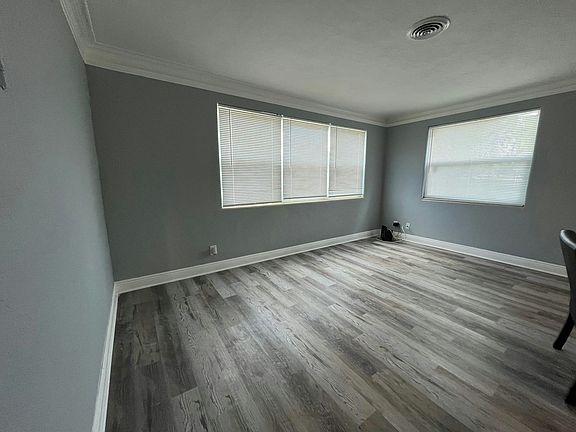 2nd image of 641 Fremont Ave Room 1