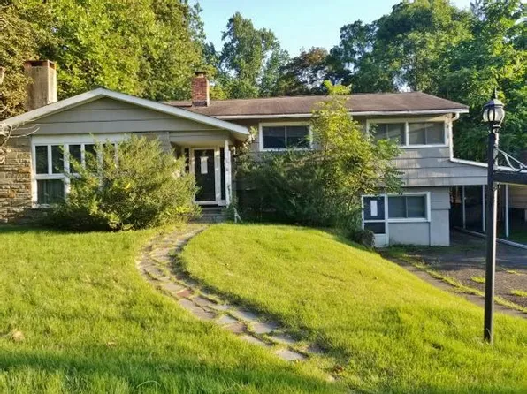 36 Westville Ave, Caldwell, NJ 07006