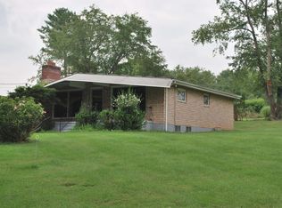 1890 Alum Spring Rd, Pulaski, VA 24301