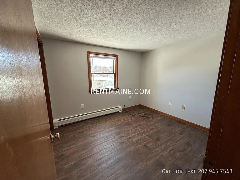 381 Pine St #4 — Photo 7