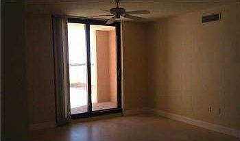 4th image of 110 N Federal Hwy APT 914