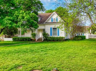 414 N Avenue Q, Clifton, TX 76634