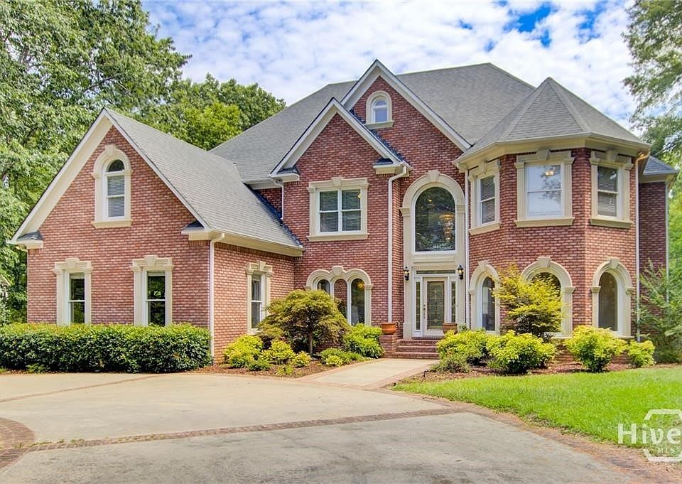 1st image of 1350 Whitley Road