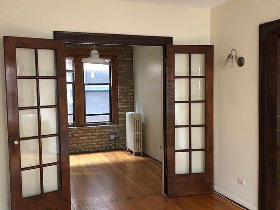 2nd image of 1230 W Carmen Ave APT 2D