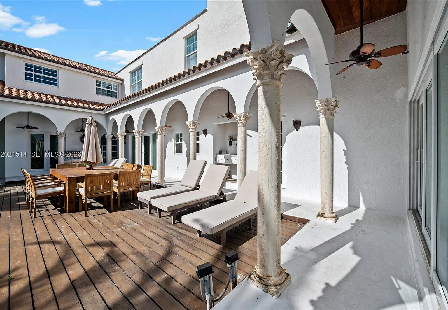Flamingo Terrace Extensio — Photo 4