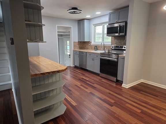 Open plan kitchen, dining & reception