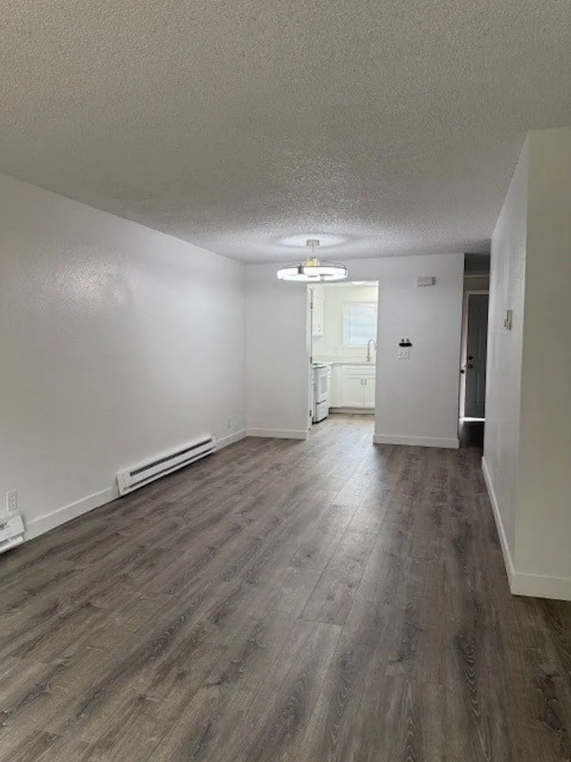230a-Silverleaf Apartments — Photo 1