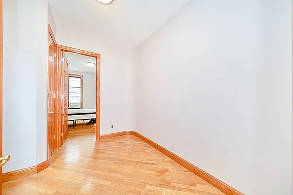 Rented by Living New York | media 13