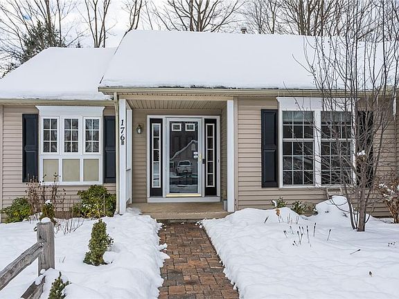 3rd image of 176 Gary Dr