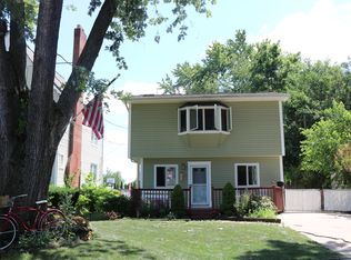 654 Hendrickson Blvd, Clawson, MI 48017