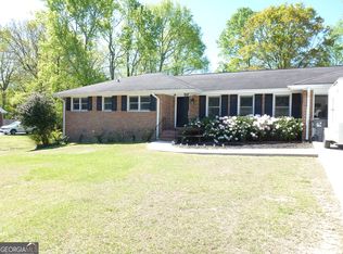 2863 Skyland Dr, Snellville, GA