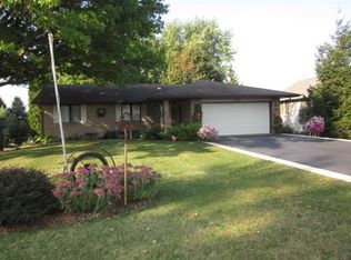 1260 Lake Summerset Rd, Davis, IL 61019