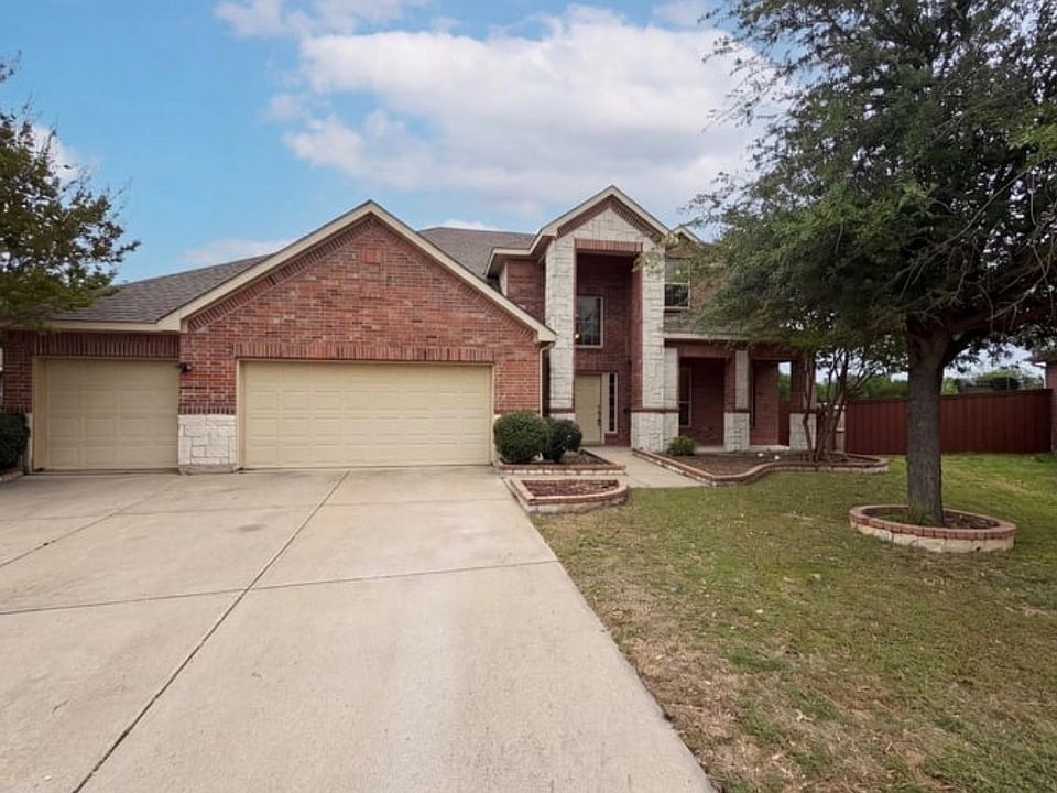 1st image of 2901 Preston Ln