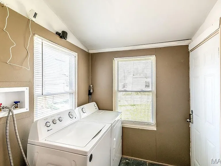 4273 Oleatha Ave — Photo 12