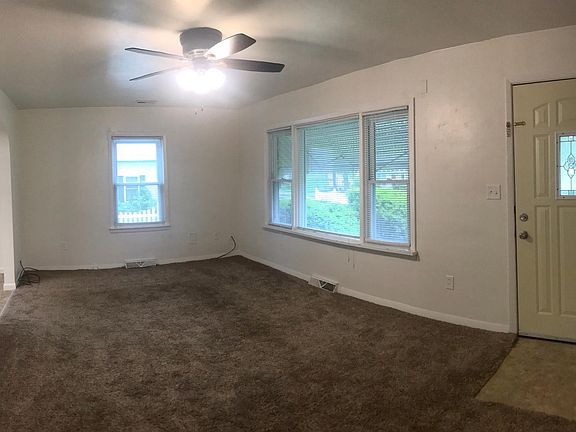 Family Room 18" X 11"