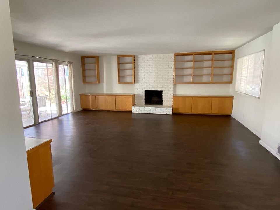 1st image of 336 Carroll Park W #C