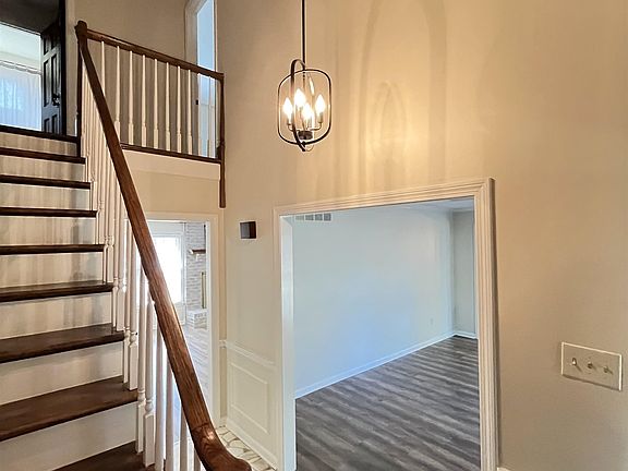 4th image of 1595 Miller Farms Rd