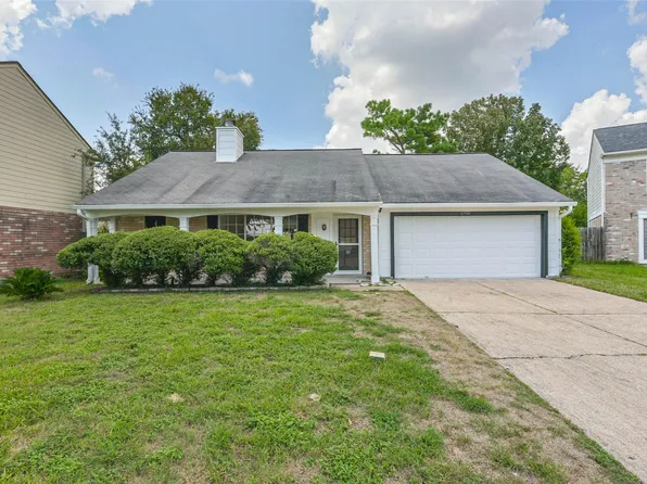 17910 Great Glen Dr, Houston, TX 77084