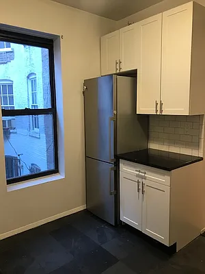 Rented by Bond New York | media 1