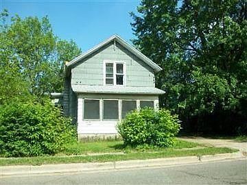 1st image of 21 Forest St