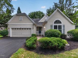 30 Mayfield Drive, Clifton Park, NY 12065
