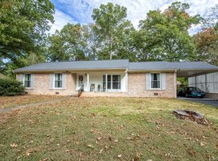 1601 Sainsbury Dr, Midlothian, VA 23113