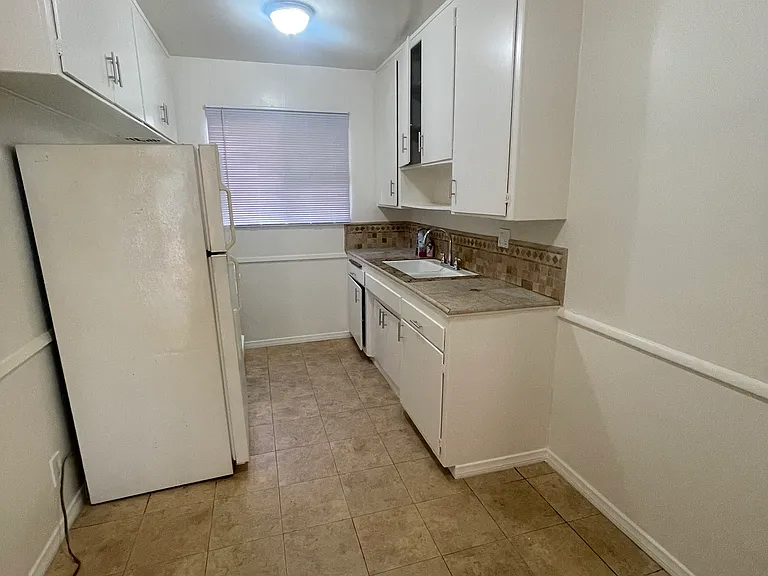 1607 N Harvard Blvd #3 — Photo 18