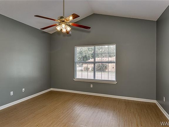 4th image of 3318 Kensington Ct