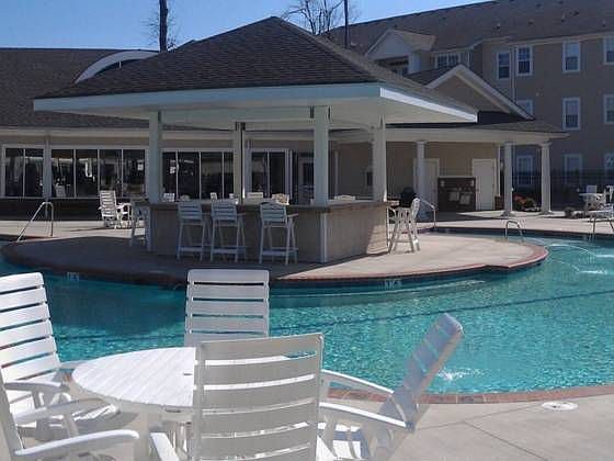 1st image of 522 Knolls Dr Unit 207