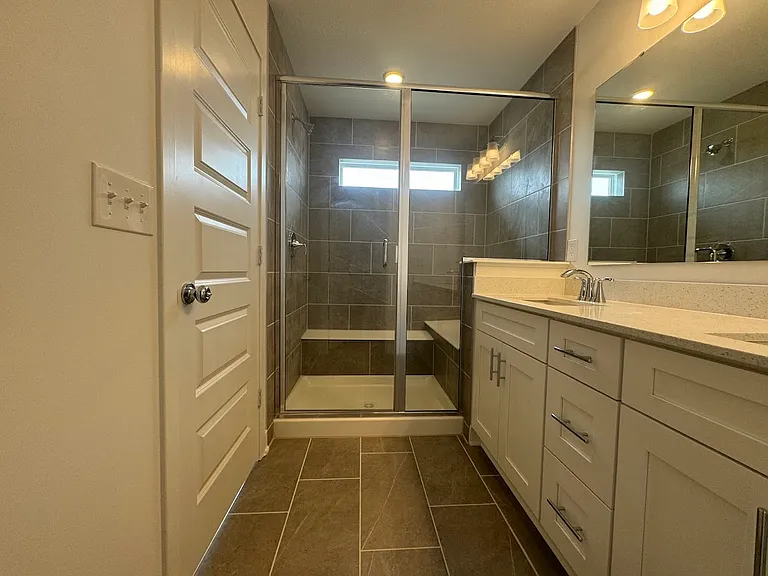 13847 Gatsby Dr — Photo 103
