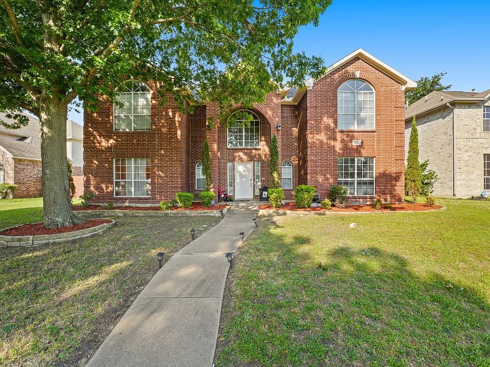 1st image of 2111 Stillwater Dr
