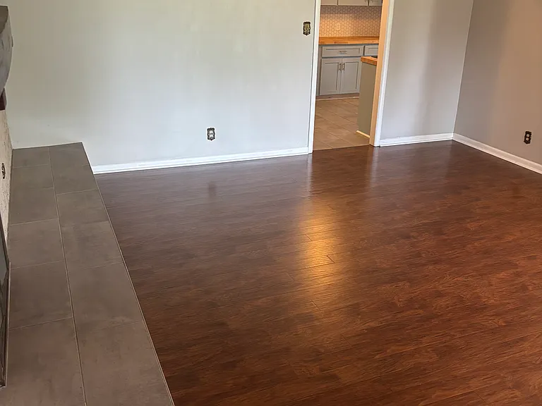 2037 Shadywood Ln — Photo 8