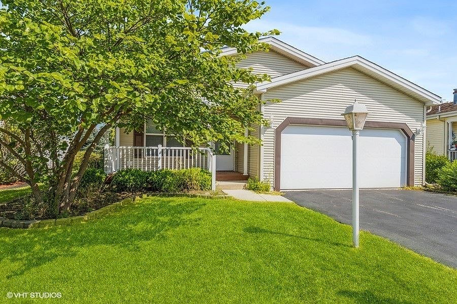 1st image of 3604 Preakness Ln