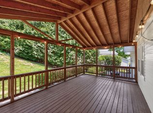 925 Chancellor St SW, Leesburg, VA 20175