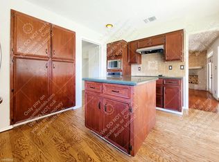 2605 Hilltop St, Round Rock, TX 78681