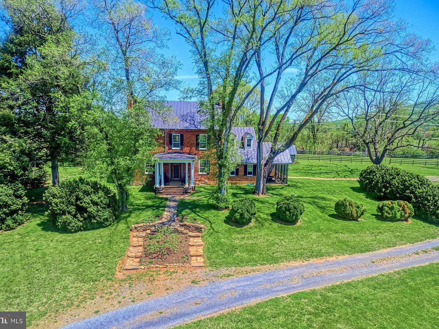 898 Fodderstack Rd, Flint Hill, VA 22627 Zillow