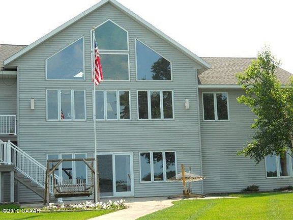 3rd image of 12100 Gehrkes Point NW