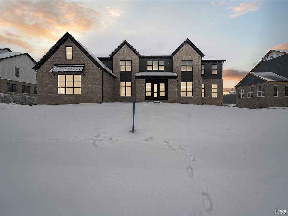 1st image of 21203 Palomino Dr