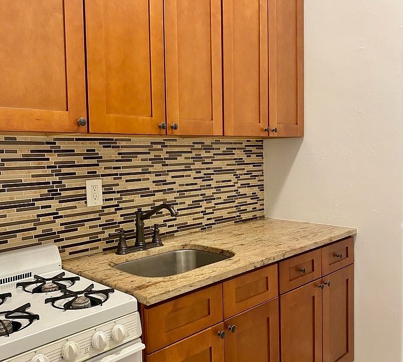 1st image of 97 Lexington Ave APT 2A