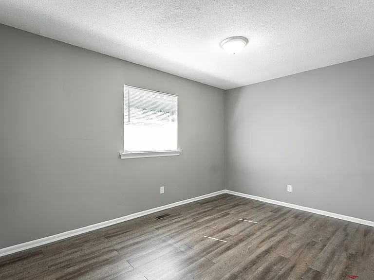 Charming Multifamily Living at 1407 Mana Lane — Photo 16