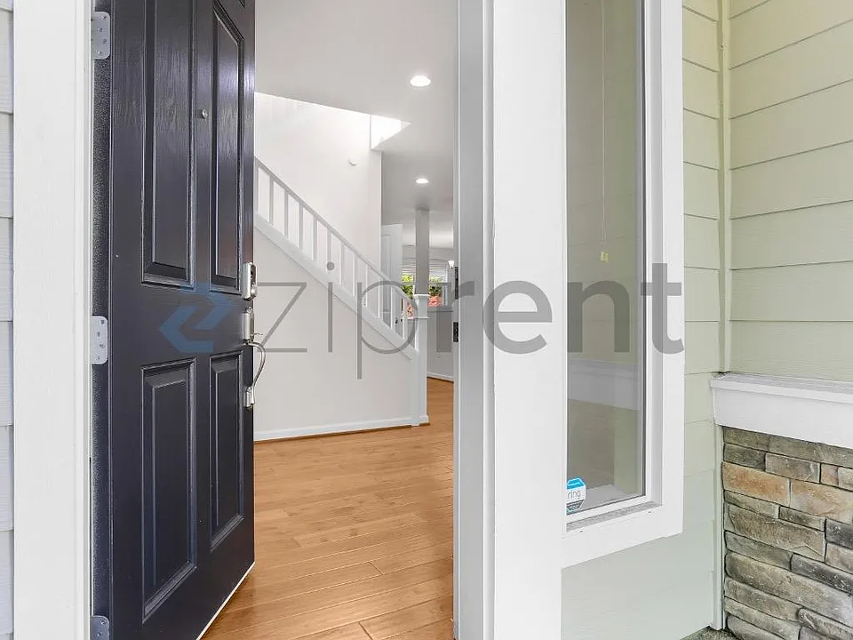 3606 195th Pl SE